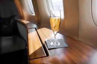 Vén màn những bí mật về rượu vang trên những chuyến bay